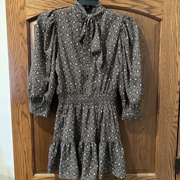 LIVING MY BEST STYLE x PINK LILY Floral Mini Dress Mock Neck Long Sleeve Smocked - Picture 4 of 6